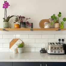 Load image into Gallery viewer, Rustic shelves