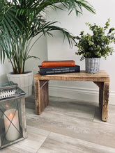 Load image into Gallery viewer, Plant Stand | Riser