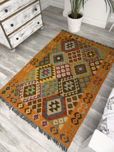 Load image into Gallery viewer, Handmade Kilim Wool Rug
